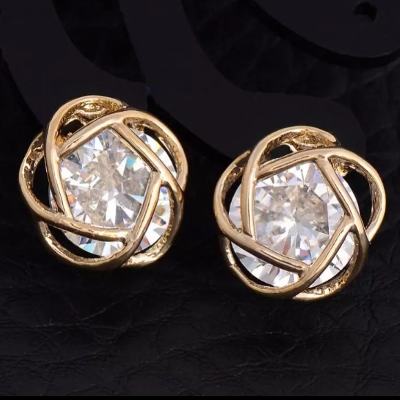 💙💎GRATEFUL💙MAKER💎💙 Jewelry - NEW!💎💙💎CZ💛CAGED CRYSTAL DIAMOND LOOK EARRINGS!